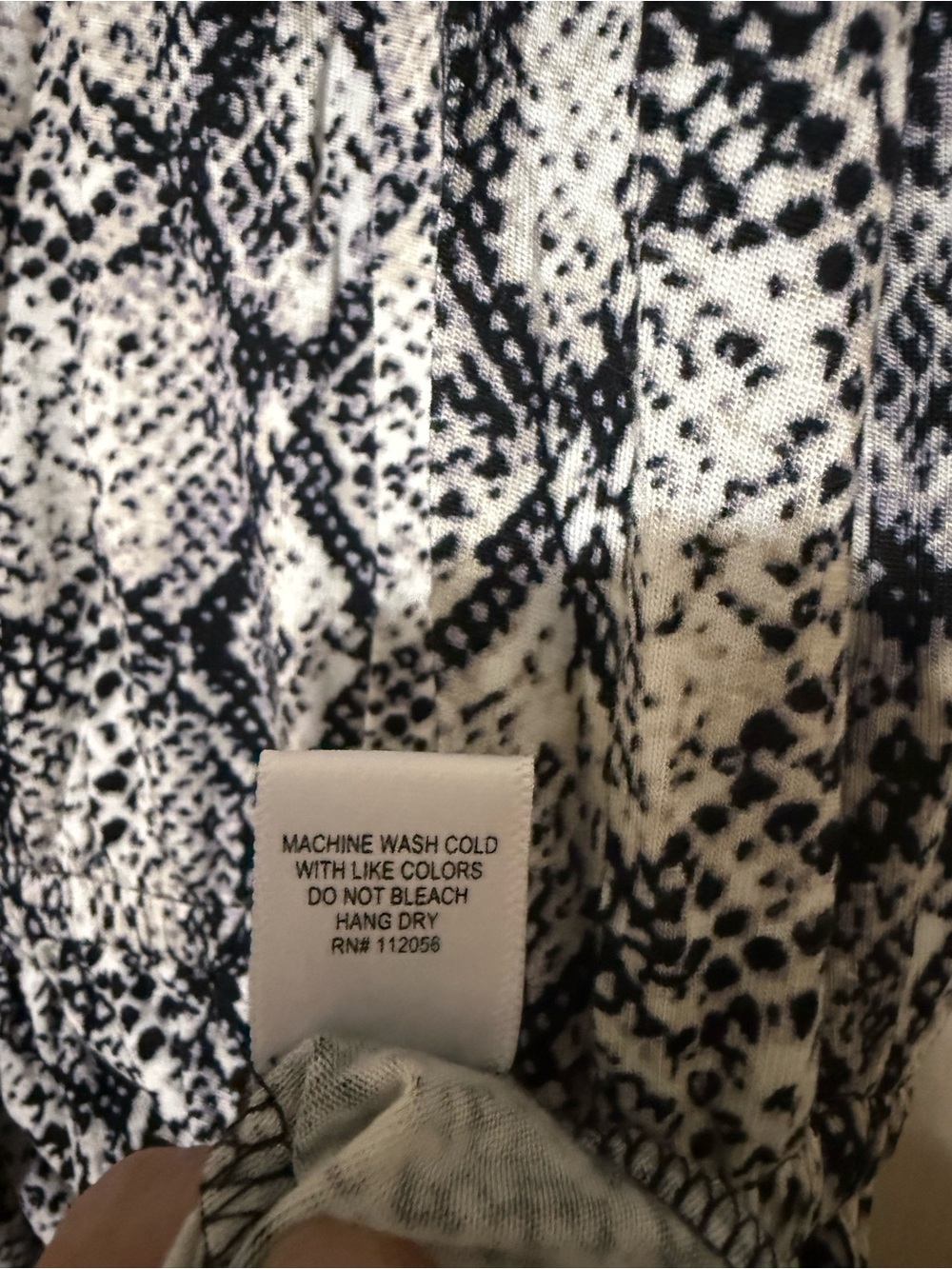 Zenana Snake Skin Romper NWOT - Picture 8 of 8